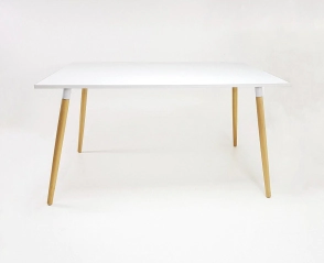 MESA KAUNAS PATA DE MADERA 1.20 X 0.82